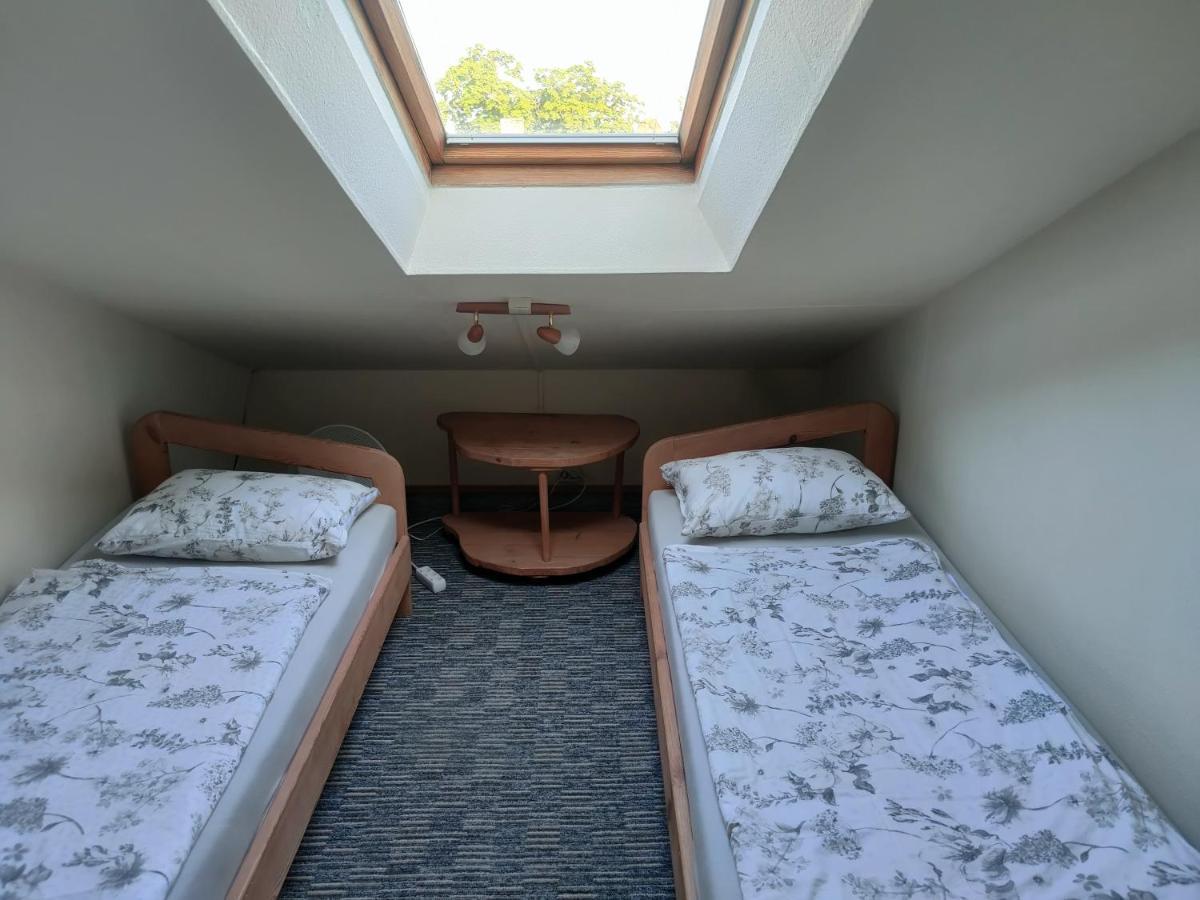Ausras Mansarde Apartment นิดา ภายนอก รูปภาพ